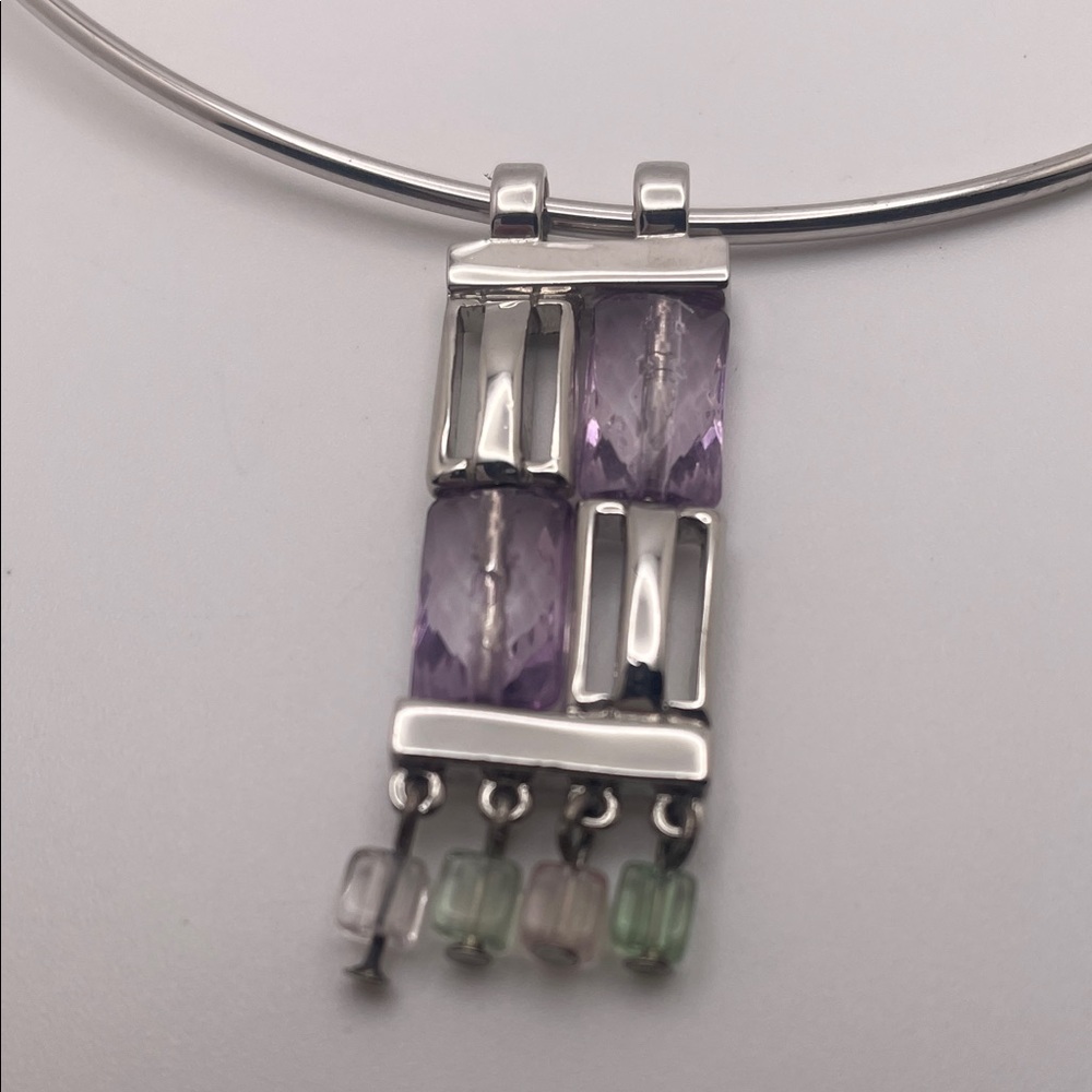 Elegant Silver and Purple Pendant Necklace - Picture 2 of 4